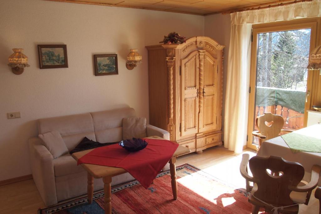 Apartament Haus Bergwelt Grän Pokój zdjęcie